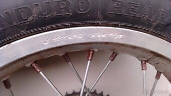 Honda NX650 Dominator - 10