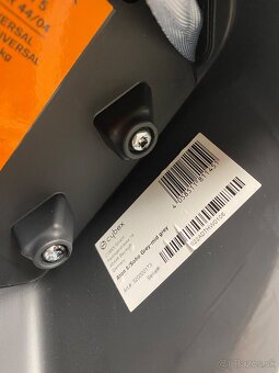 Autosedačka Cybex Aton 5 + isofix baza - 10
