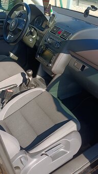 VW Touran - 10