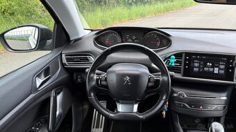 Peugeot 308 - 10