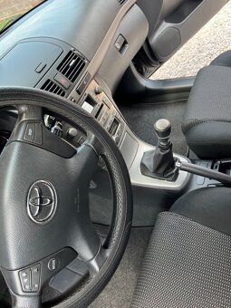 Toyota Avensis 2.2 D, r.v. 2007, 110kW - 10