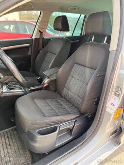 Škoda Octavia Combi 2.0 TDI Elegance DSG - 10