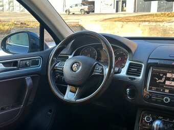 VW Touareg R-Line DSG 2014 - 10