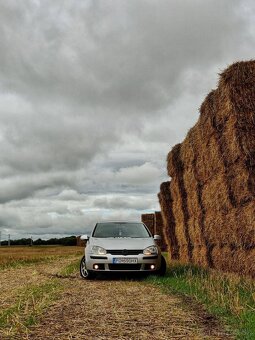 Volkswagen Golf 5 - 10