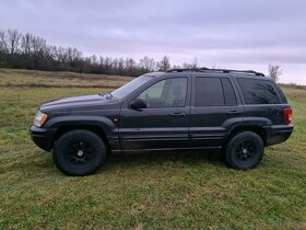 Rozpredám Jeep Grand Cherokee 4.7 2001 - 10