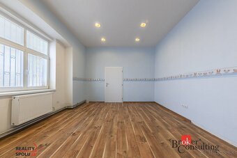 Exkluzívna ponuka rodinného domu s polyfunkciou v centre mes - 10