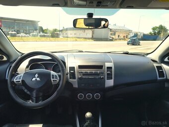 Mitsubishi Outlander 2.0 DI-D 7-miestne - 10
