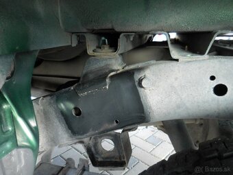 Nissan Navara 2,5 TDi 76kw     REZERVOVANÉ - 10