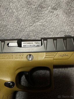 BERETTA APX - 10