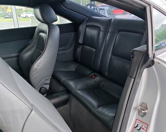 AUDI TT Coupe 1.8i 180koní Benzín + LPG - 10