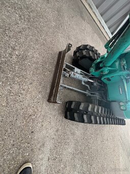 Kobelco SK 007 - 10