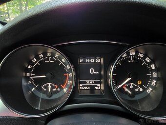 ŠKODA SUPERB COMBI II 2.0 TDI DSG 125KW  12/2014 - 10