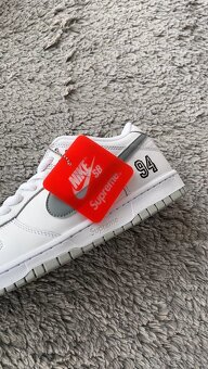 Nike SB Dunk Low Supreme 95 White Metallic Silver - 10