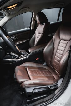 BMW 330e Touring xDrive MOZNY ODPOCET - 10