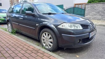 Renault Megan - 10