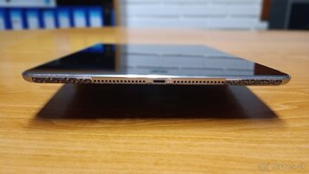 APPLE  IPAD AIR 2 Generacie - 10