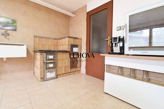 Priestranný a veľkorysý 6-izbový rodinný dom_Záriečie - 10