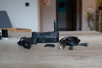 Nikon D3100 + AF-S 35mm f/1.8 G - 10