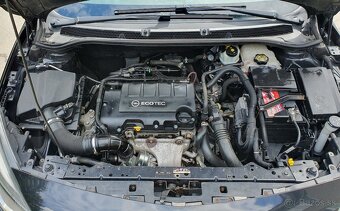 Opel Astra 1.4 Turbo benzín 2014 A14NET - 10