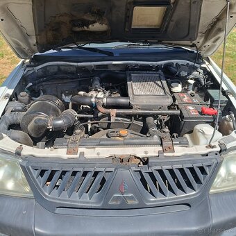 Mitsubishi L200 - 10