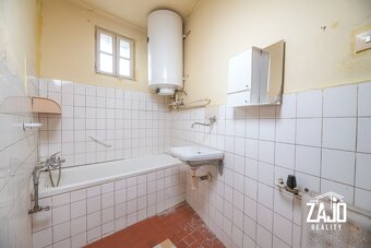 NA PREDAJ I 4-izbový RD s pozemkom 1604 m2, Trenč. Stankovce - 10