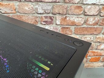 Ryzen 5 1600 AF\16GB\RTX 3080\SSD\750W Zdroj - 10