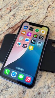 iPhone 11 128GB fialový - 10