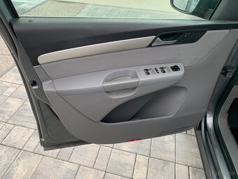 Seat Alhambra 2.0TDi, 4x4, 7 miest,173620 km - 10