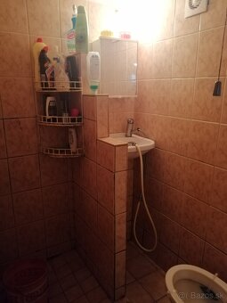 Predám záhradnú chatku - 10