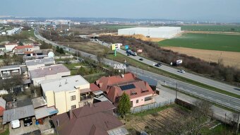 PEREŠ - dom - budova - na podnikanie aj bývanie. pozemok 594 - 10