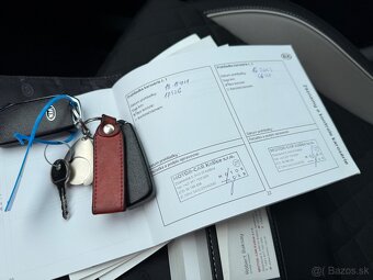 Kia Ceed 1.6 CRDi GOLD -V ZÁRUKE- NEBÚRANÉ - 10