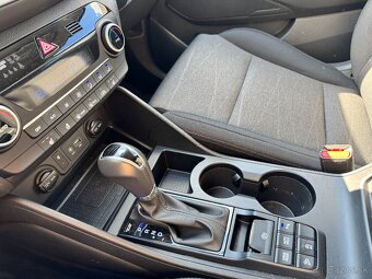 Hyundai TUCSON H-TRAC 4x4 AUTOMAT - 10