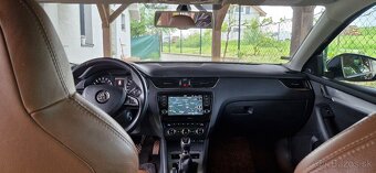 Škoda Octavia Combi 1.6 TDI Business Elegance - 10
