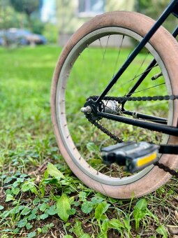 ESKA - Skladačka - 10