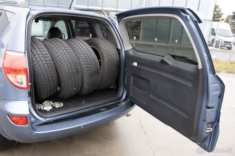 Toyota RAV4 2.2 D-4D - 10