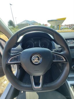 ŠKODA OCTAVIA 3 COMBI ELEGANCE 2016 1.6 TDI 81 KW 261 000 KM - 10