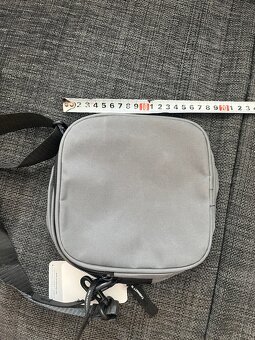 Carhartt taška - šedá - 10