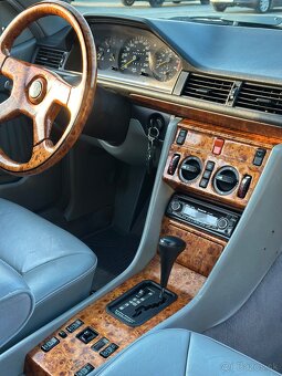Mercedes W124 300CE-24 - 10