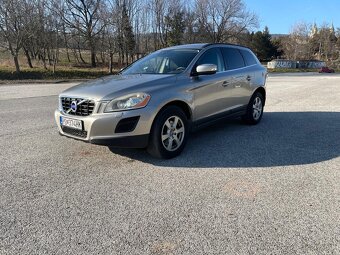 Volvo XC60 2.4D AWD - 10