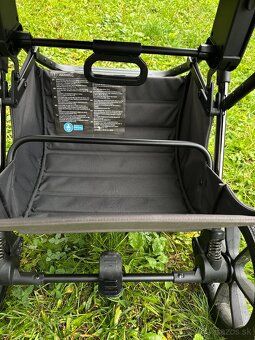 Kombinovaný kočík MOON Piú Extra 2024 - 10