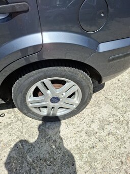 Predám Ford Fusion tdi 1.4D - 10