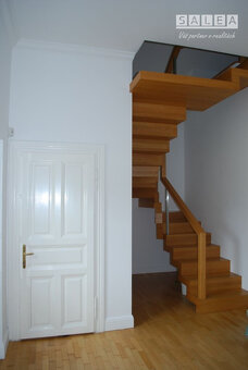 Rodinný dom vhodný na bývanie alebo reprezentatívne kancelár - 10