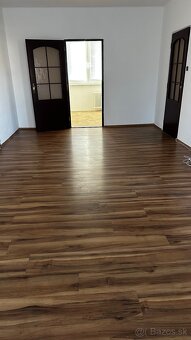 Predám 3 izbový byt v Leviciach s balkónom - 10