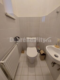 PRENÁJOM: VEĽKOMETRÁŽNY 1 IZBOVÝ BYT S LOGGIOU, CENTRUM - 10