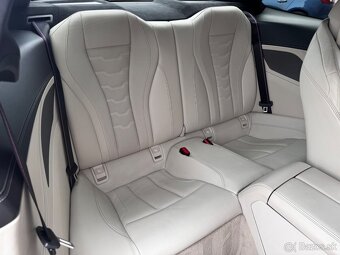 BMW Rad 8 Coupé 840d xDrive - 10