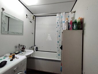 1 IZBOVÝ BYT BUKUREŠTSKÁ, KOŠICE, SÍDLISKO ŤAHANOVCE - 10