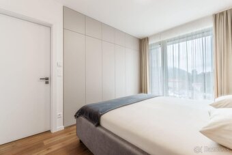 Prenájom novostavba 2i byt Hurbanova ulica, Banská Bystrica. - 10