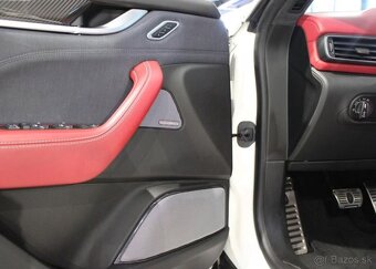 Maserati Levante S Q4 GranLusso Rosso/Grigio B& benzín - 10