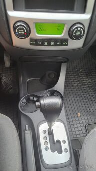 Kia Sportage 2.7 V6 - 10