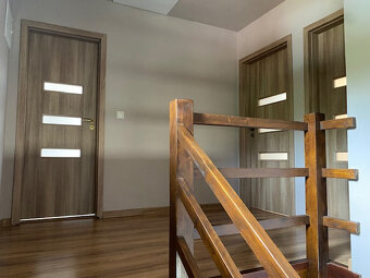 Bývanie, alebo chata len kúsok od B. Bystrice? Nech sa páči - 10